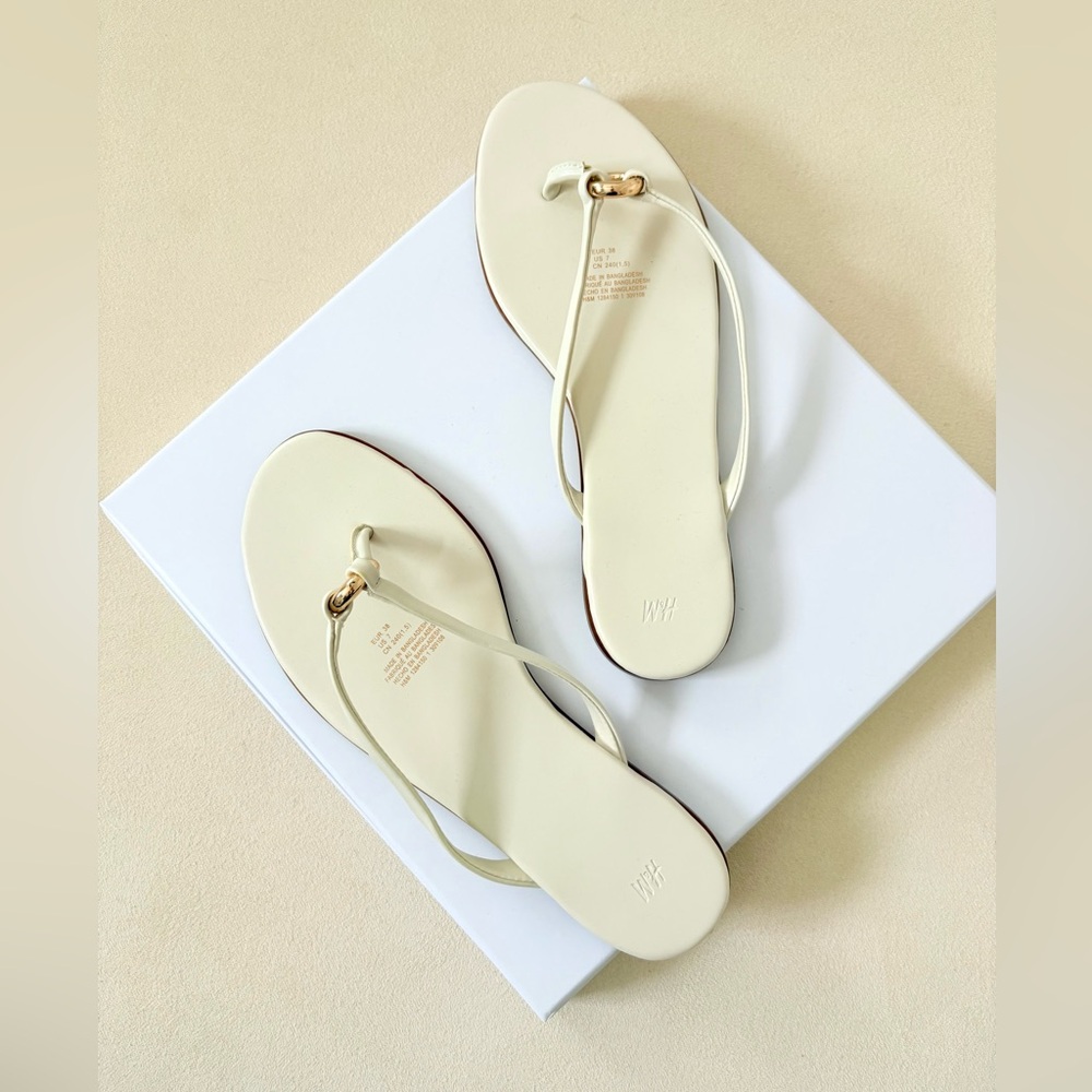 H&M Minimal Gold Hardware Thong Sandals – Ivory – Size 38